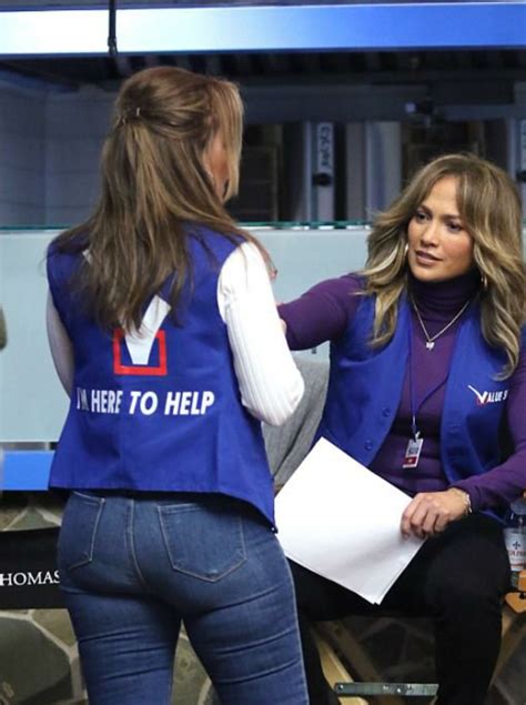 leah remini ass|Leah Remini on set w/ bff JLo : r/CelebrityButts .